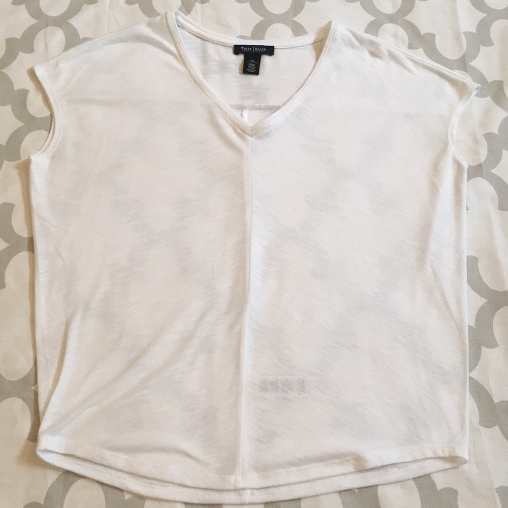 WHITE HOUSE BLACK MARKET TOP